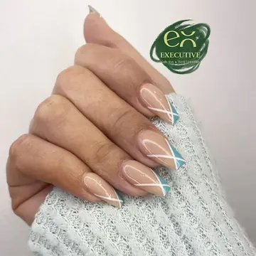 Executive nail gallery image 7